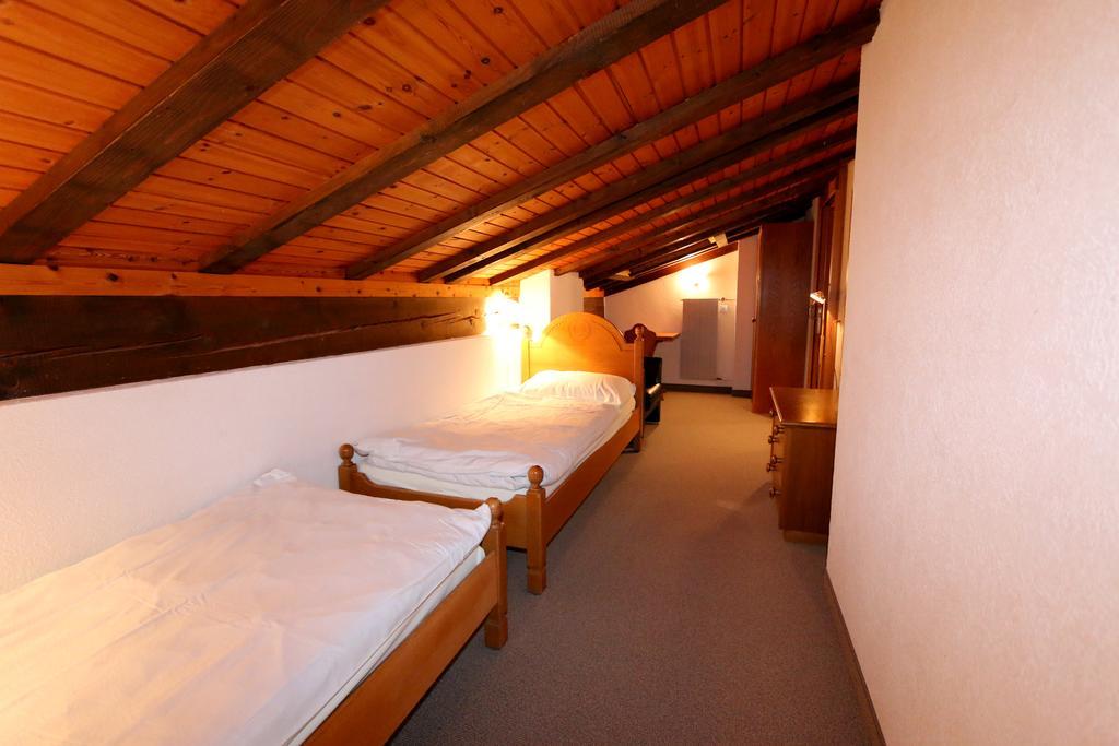 Everest Saas Fee Extérieur photo